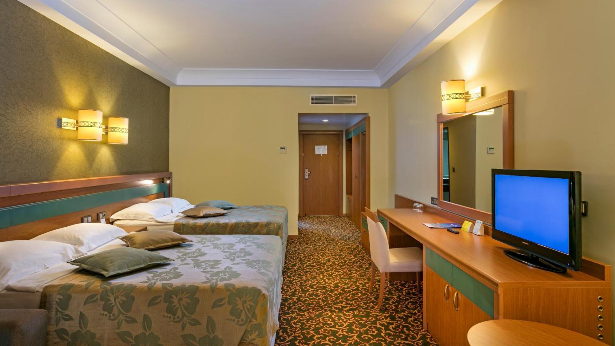 Oezkaymak Select Resort Alanya Quarto foto